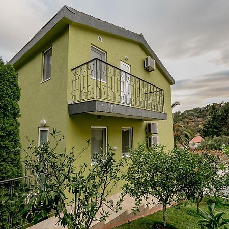Palm Point Apartment Petrovac Ngoại thất bức ảnh