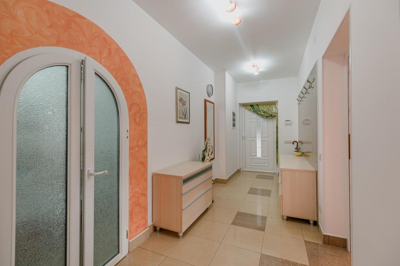 Palm Point Apartment Petrovac Ngoại thất bức ảnh