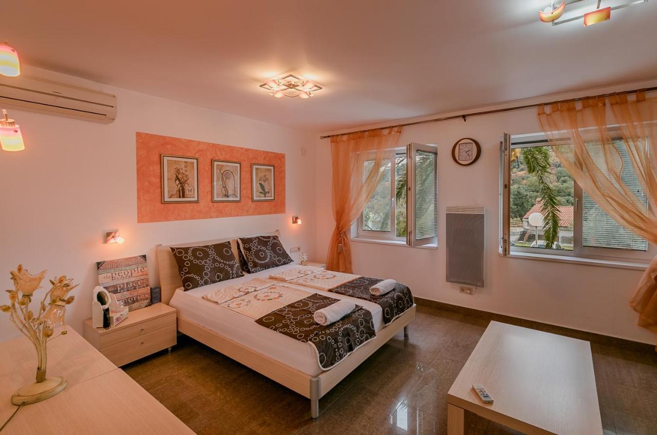 Palm Point Apartment Petrovac Ngoại thất bức ảnh