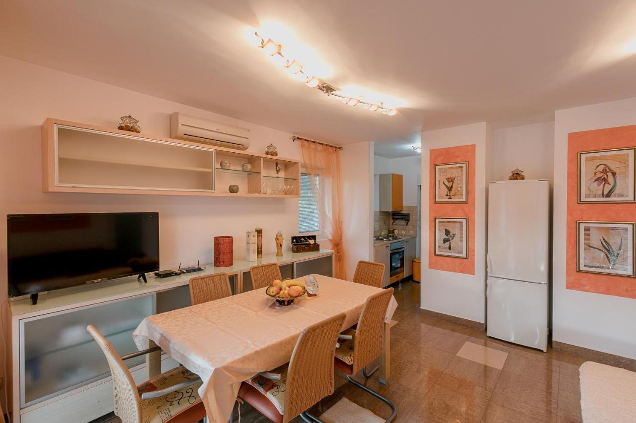Palm Point Apartment Petrovac Ngoại thất bức ảnh